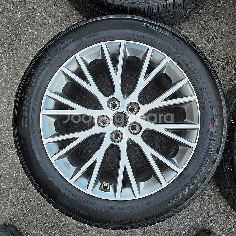 싼타페 펠리세이드 쏘렌토 19인치 휠타이어 세트 팔아요 235 55 19--3