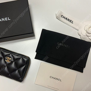 (판매가능) CHANEL 샤넬 램스킨 지퍼돌이 동전지갑 AP0216 금장 새상품급 86만원에 판매합니다.