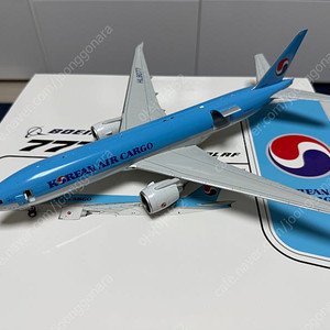 Jcwings 1:200 대한항공 777-200LRF HL8077
