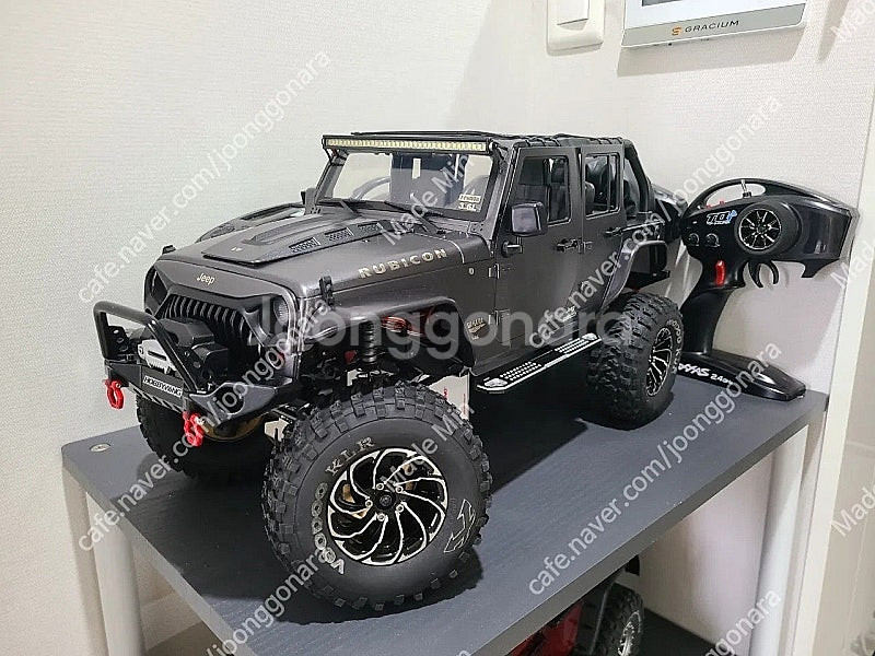 trx4 루비콘 튜닝RC카 판매합니다.+조종기.배터리--0
