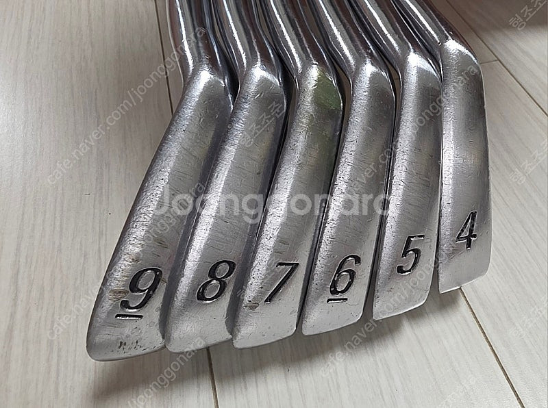 테일러메이드 V10 아이언 세트--3