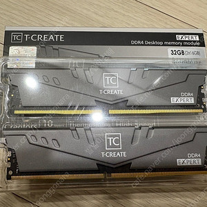 구매한지 3일된 [Team Group] T-Create DDR4 PC4-28800 CL18 EXPERT 서린 [32GB (16GB*2)] (3600) 판매
