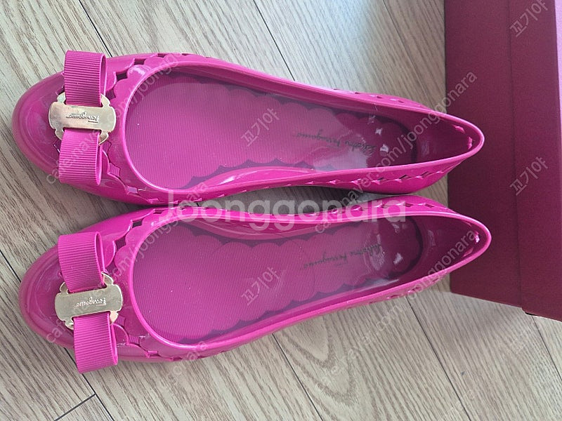 페라가모 젤리슈즈 7사이즈--0