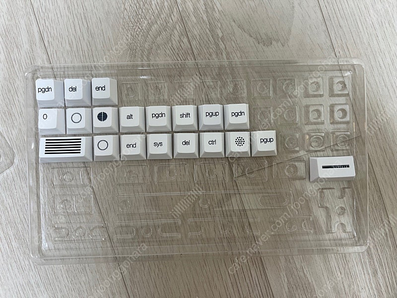 화이트 키캡 130키 체리프로파일 이미지