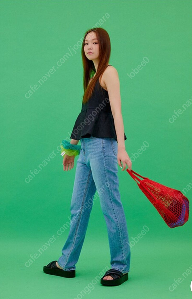 유어네임히얼 솔솔이 슬리브리스 S사이즈 블랙--2