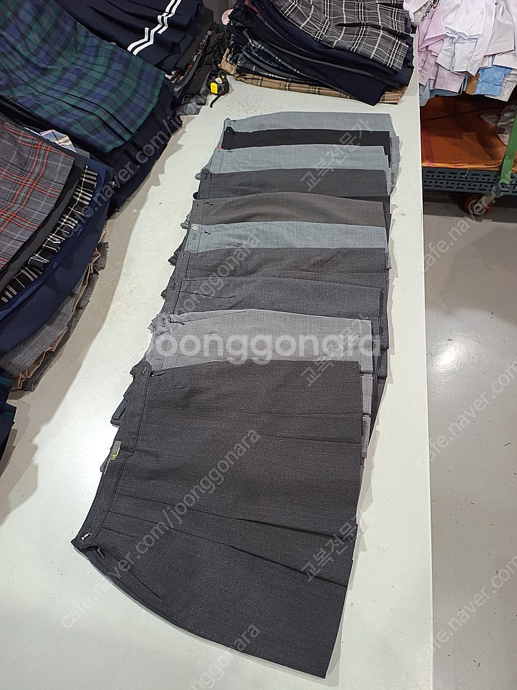 중고 교복치마 사이즈65 10장 택포32000 < 회색...--1
