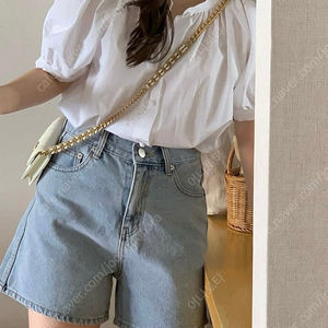 리브아워 하프 데님 팬츠