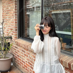 자라 레이스 트림 블라우스(박보영 블라