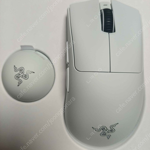 레이저 데스에더 v4 pro (데브사) 화이트 판매합니다.
