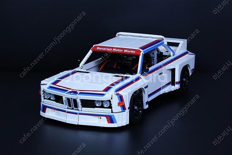 레고테크닉 1:8 BMW 3.0 CSL IMSA 197...--0