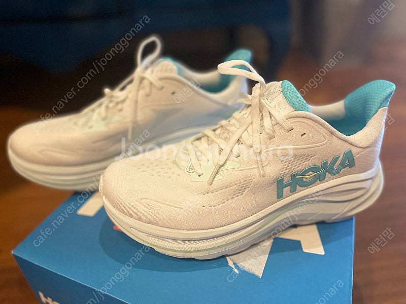 Hoka 호카 운동화 판매합니다~--1
