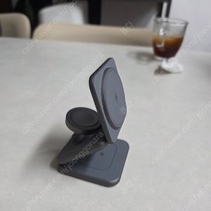 아이폰 맥세이프 충전기 레드빈 더레버 3in 1 아이폰 맥세이프 충전기 애플 전용 충전기 아이폰 애플워치 에어팟 무선충전 신품급