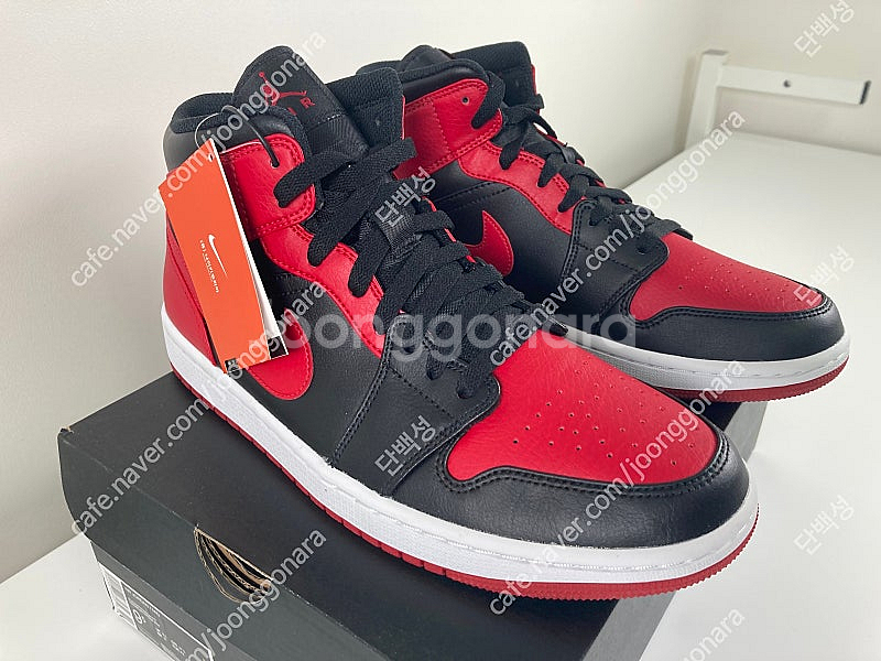 Jordan 1 Mid Bred Banned 2020 ...--6