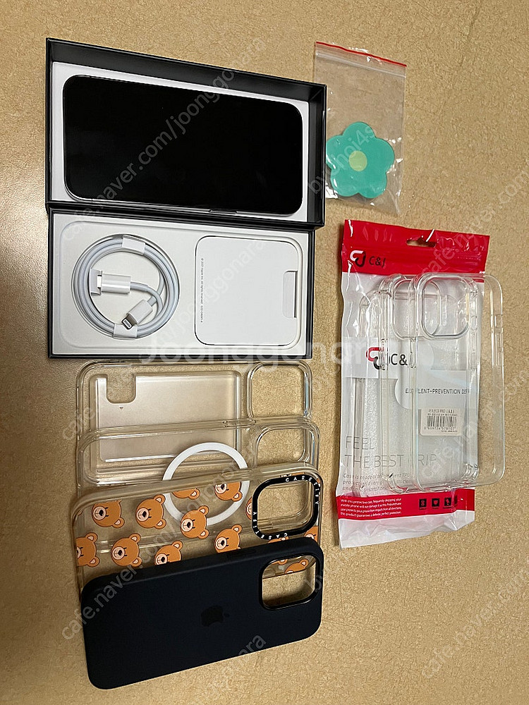 아이폰13pro 프로 256 블랙 팝니다.--0