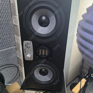 SC305 풀박스 팝니다. eve audio