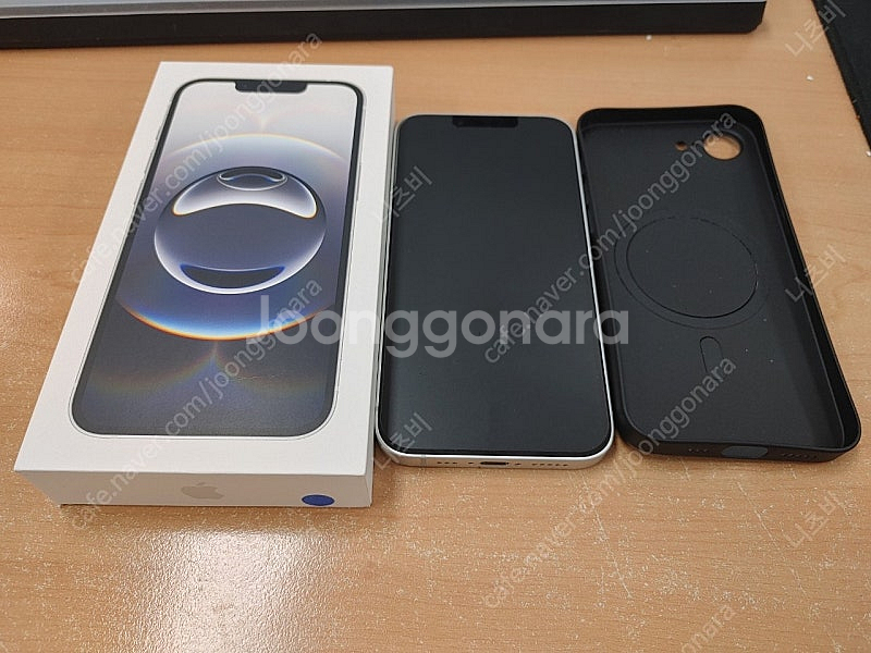 아이폰16e 자급제 화이트 판매해료--0