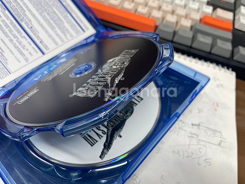 ps4 파이날판타지7 리메이크 팝니다 (ps5무료업글가...--1