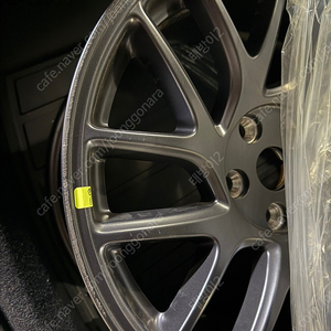 테슬라 모델3 하이랜드 18인치 포톤휠 1개