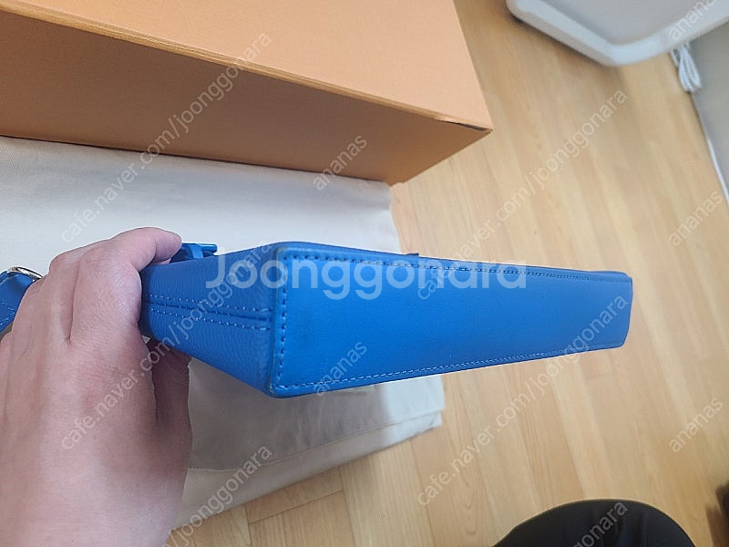 루이비통 테이크오프 파우치 M82270--3