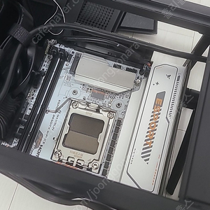 9060xt/ ddr5 16gb *1 / maxsun b650i wifi itx 개별판매