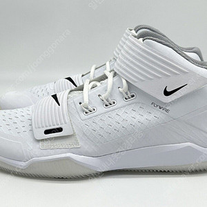 (야구)나이키 포스 세비지 인조잔디화.터프화 290mm