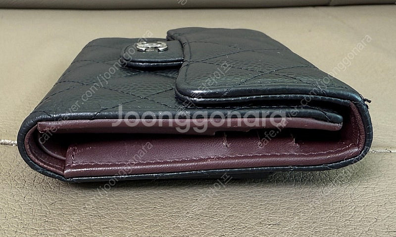 샤넬 클래식 캐비어 플랩 반지갑 은장--8