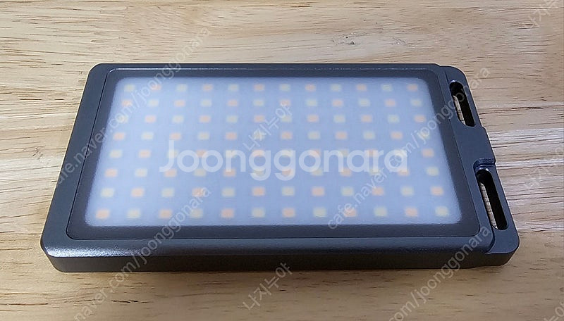 썬웨이포토 FL-96 LED 조명 판매합니다.--0