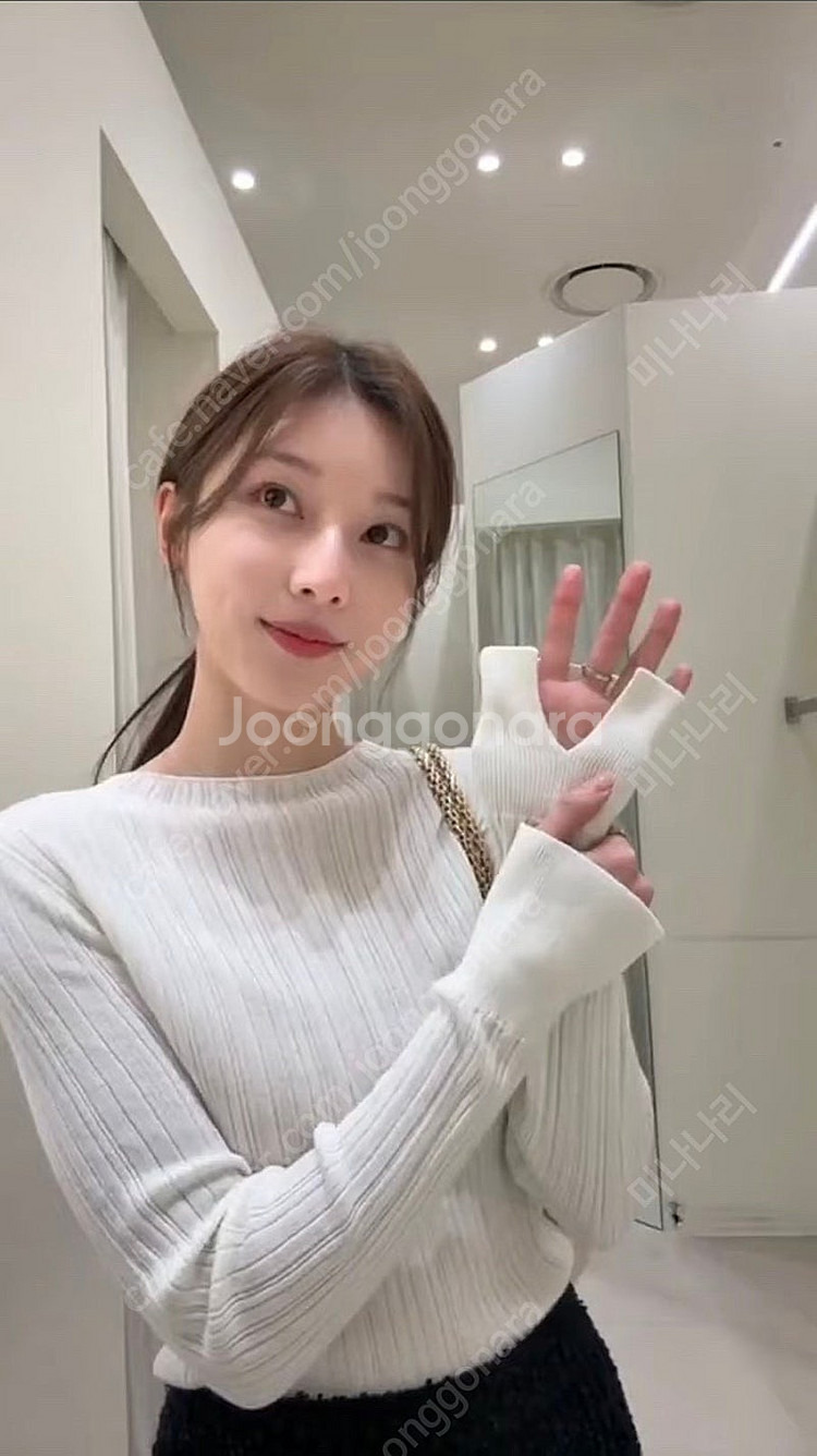 sie 시에 오브 슬릿 모크넥 니트 크림 s--0