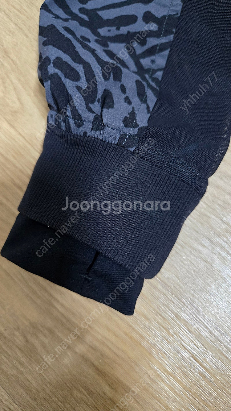 룰루레몬 집업--2