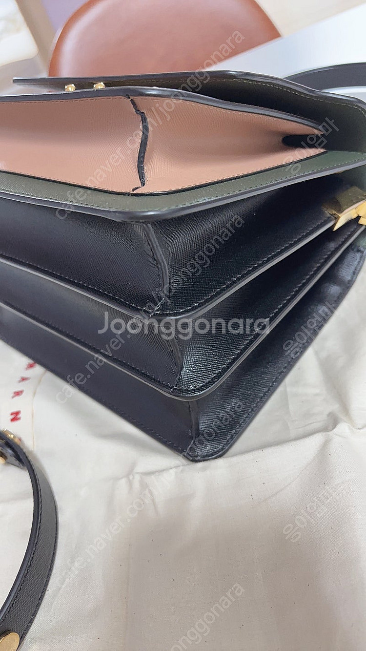 <목동현대백화점 구매> 마르니 트렁크백 사피아노 미디움...--5