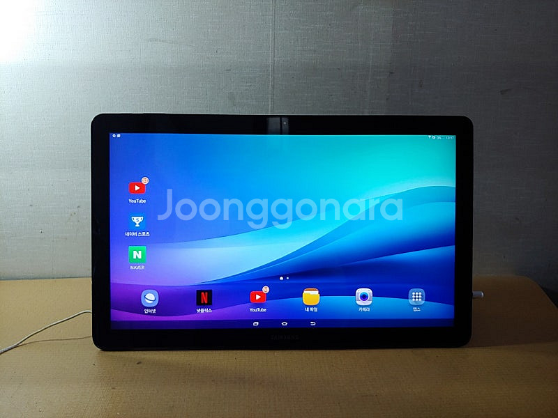 테블릿 삼성 SM T-677 18.4인치--0