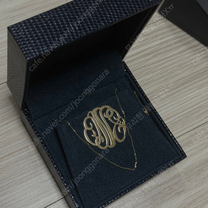 소윰 모노그램 이니셜 목걸이 3cm 14k 골드 (ONE)