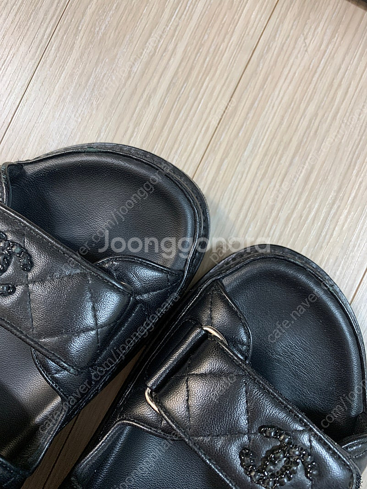 샤넬 벨크로 샌들--4