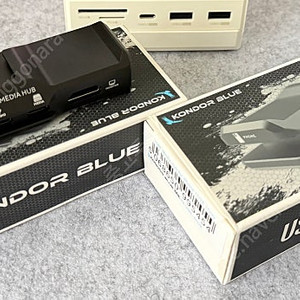 콘도블루 USB-C 미디어 허브 (아이폰 촬영용)