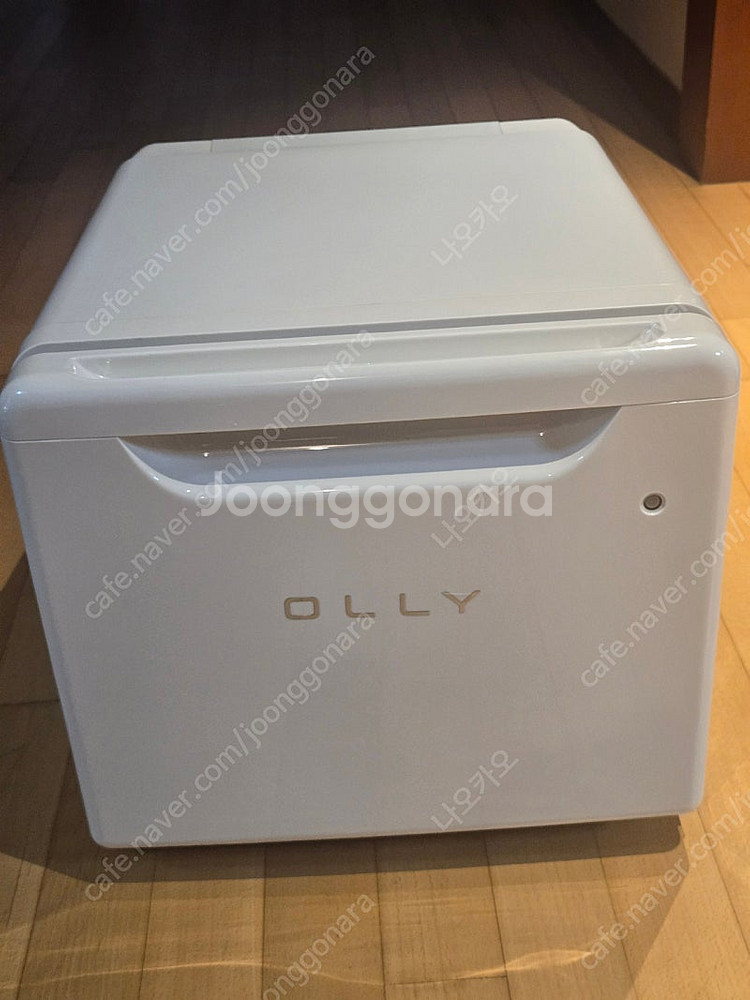 OLLY 올리 냉장고 팝니다.--0