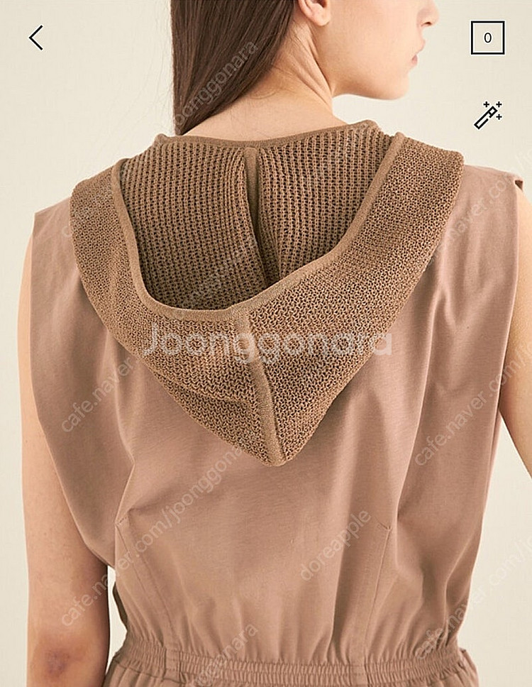 한섬 더캐시미어 텍스처 블록 디테처블 후드 드레스 택포15--3