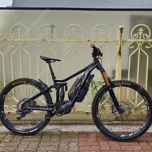 (가격인하)메리다 이원식스티 900e s사이즈 판매합니다 emtb e-mtb 전기자전거 전기산악 자전거