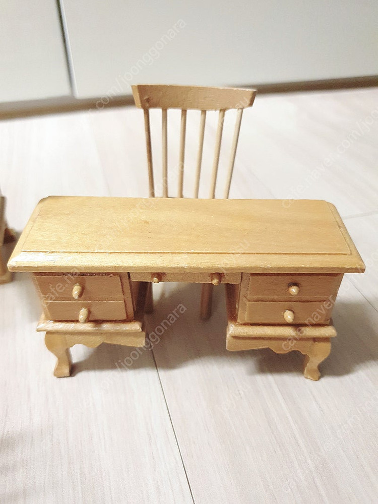 핸드메이드 80년대 빈티지 미니어처 장식가구 세트 이미지