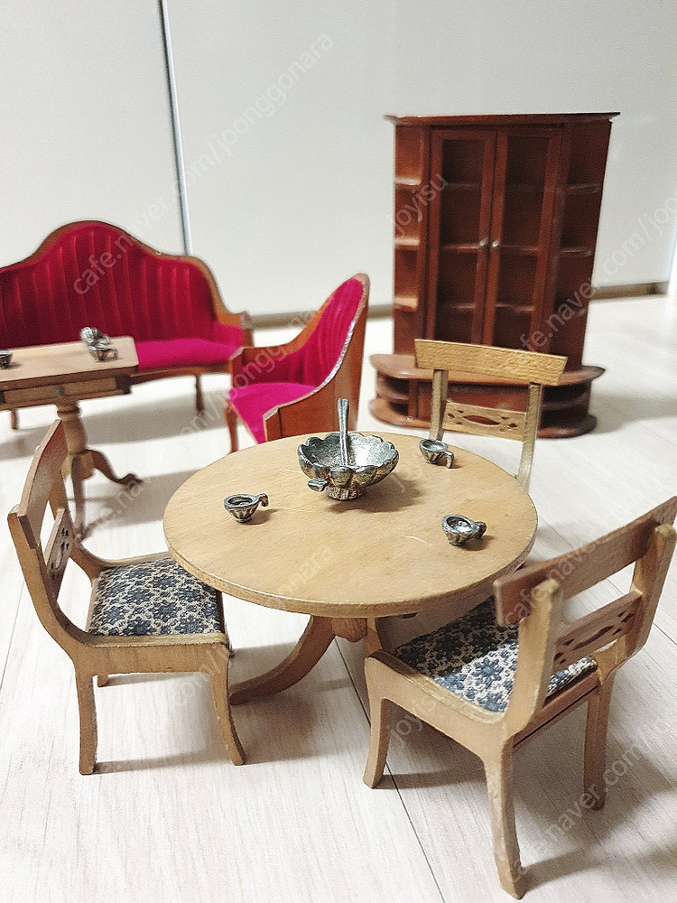 핸드메이드 70년대 빈티지 미니어처 장식가구 세트 이미지