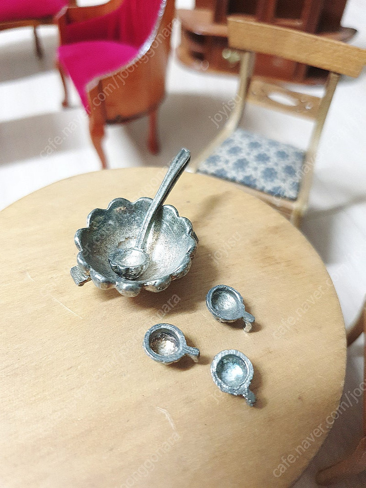 핸드메이드 70년대 빈티지 미니어처 장식가구 세트 이미지