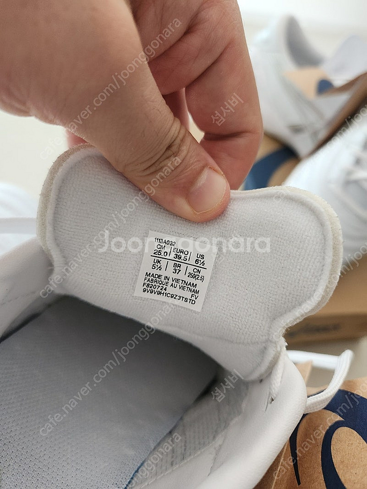 (새상품) 아식스c3 일본판 250--2