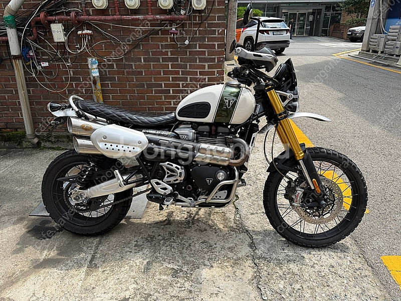 트라이엄프 1200xe--0