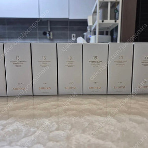 몇개 안 남아서 급처해요. 시효 기능성 화장품 앰플 20ml × 3개 (샘플도 드려요 ^^)