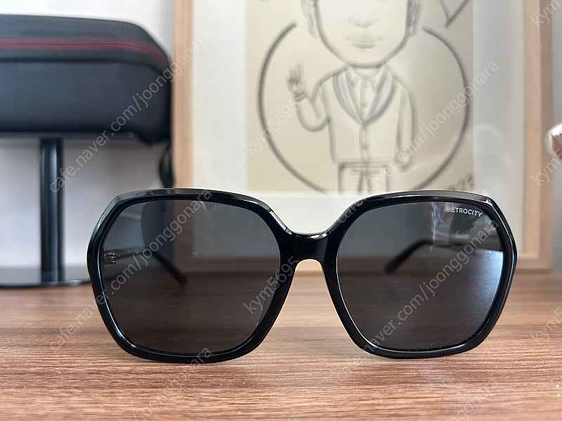 메트로 시티 선글라스 신상품 새상품 미착용 택포--0