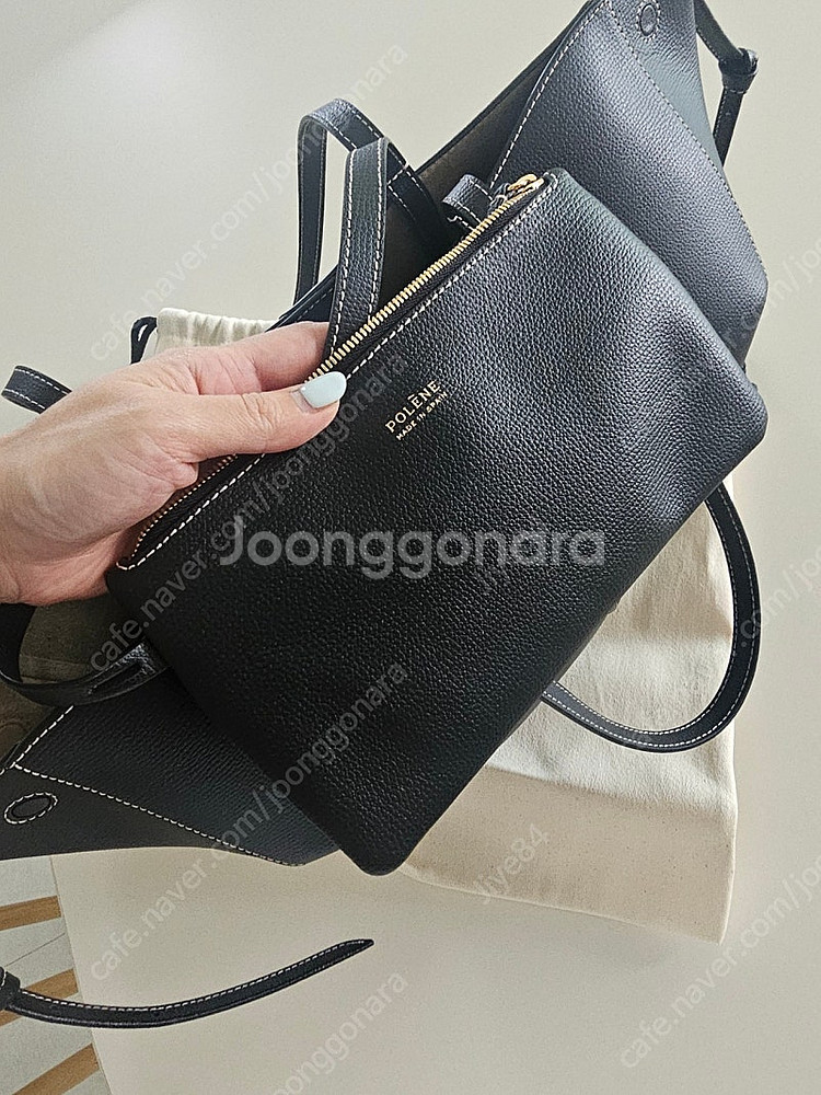 폴렌느 심미니 블랙 스티치(거의새것) 판매합니다--5