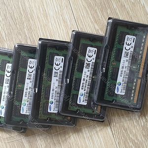 노트북용램 . DDR3L 8기가 7개