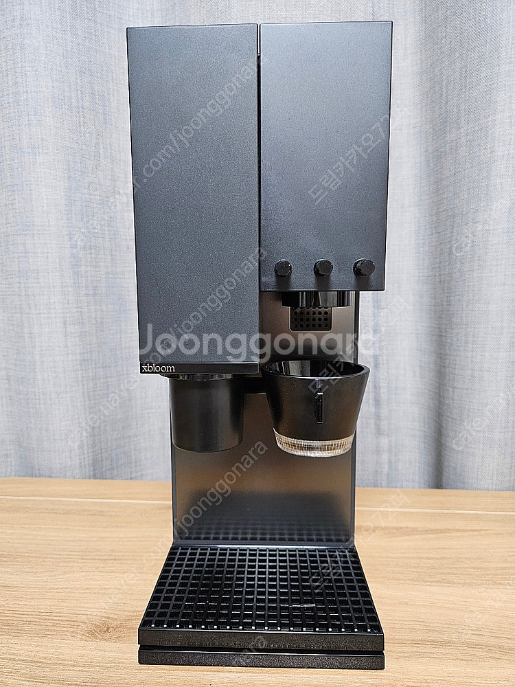 엑스블룸 스튜디오 블랙 판매 합니다--0
