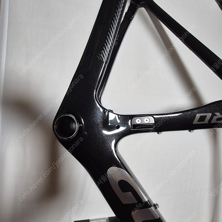 거스토 듀로 스포츠팀 리미티드 프레임 세트 (PPF보호필림 부착)--2