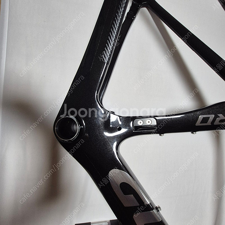 거스토 듀로 스포츠팀 리미티드 프레임 세트 (PPF보호필림 부착)--2