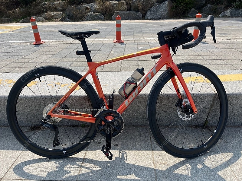2024년식 tcr 어드밴스1 kom 이미지